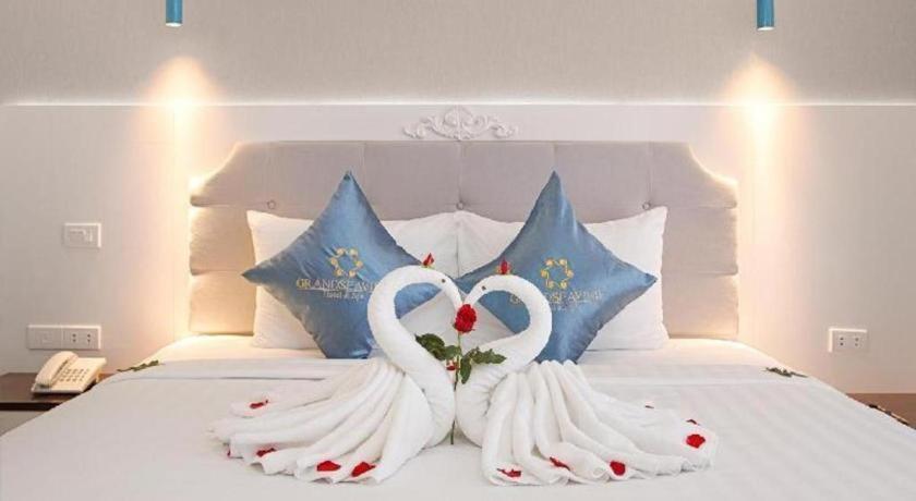 Grand Sea View Hotel Дананг Экстерьер фото